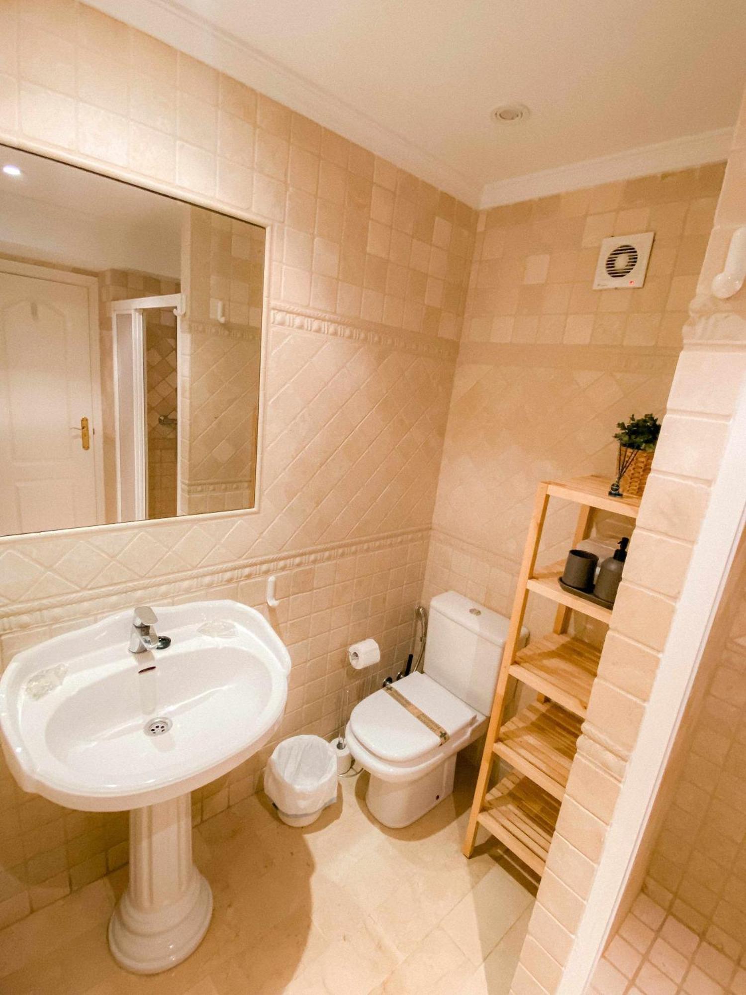 Nuevo Atico Con Piscina Privada Y Vistas Al Mar Apartment Fuengirola Exterior photo
