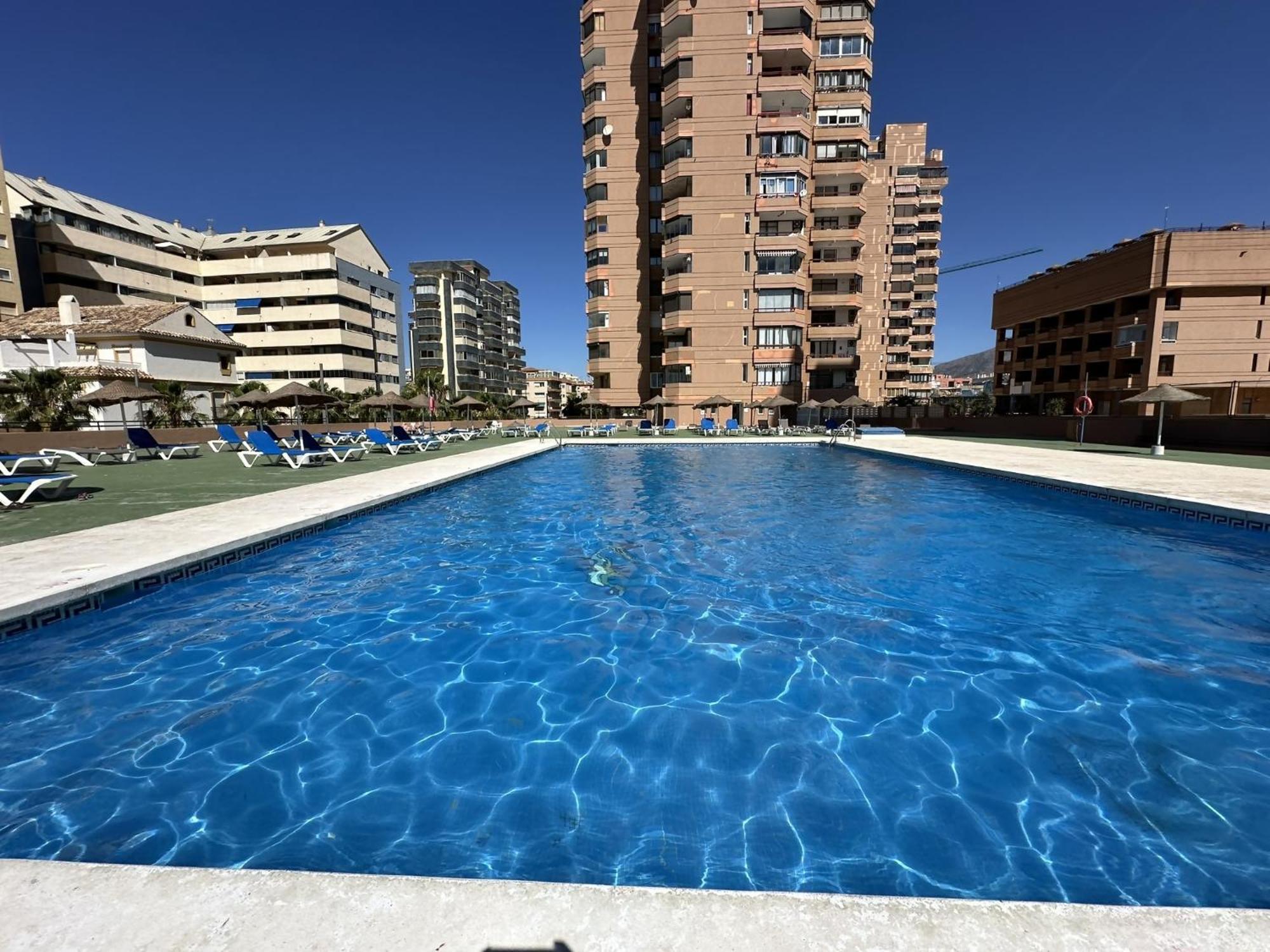Nuevo Atico Con Piscina Privada Y Vistas Al Mar Apartment Fuengirola Exterior photo