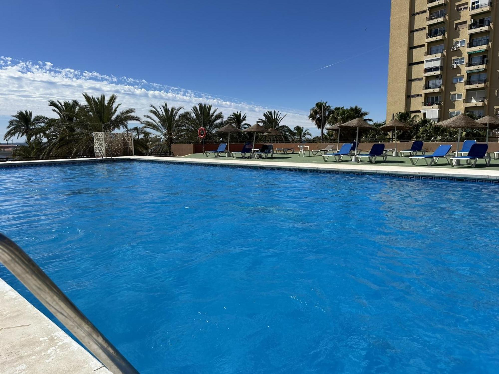 Nuevo Atico Con Piscina Privada Y Vistas Al Mar Apartment Fuengirola Exterior photo