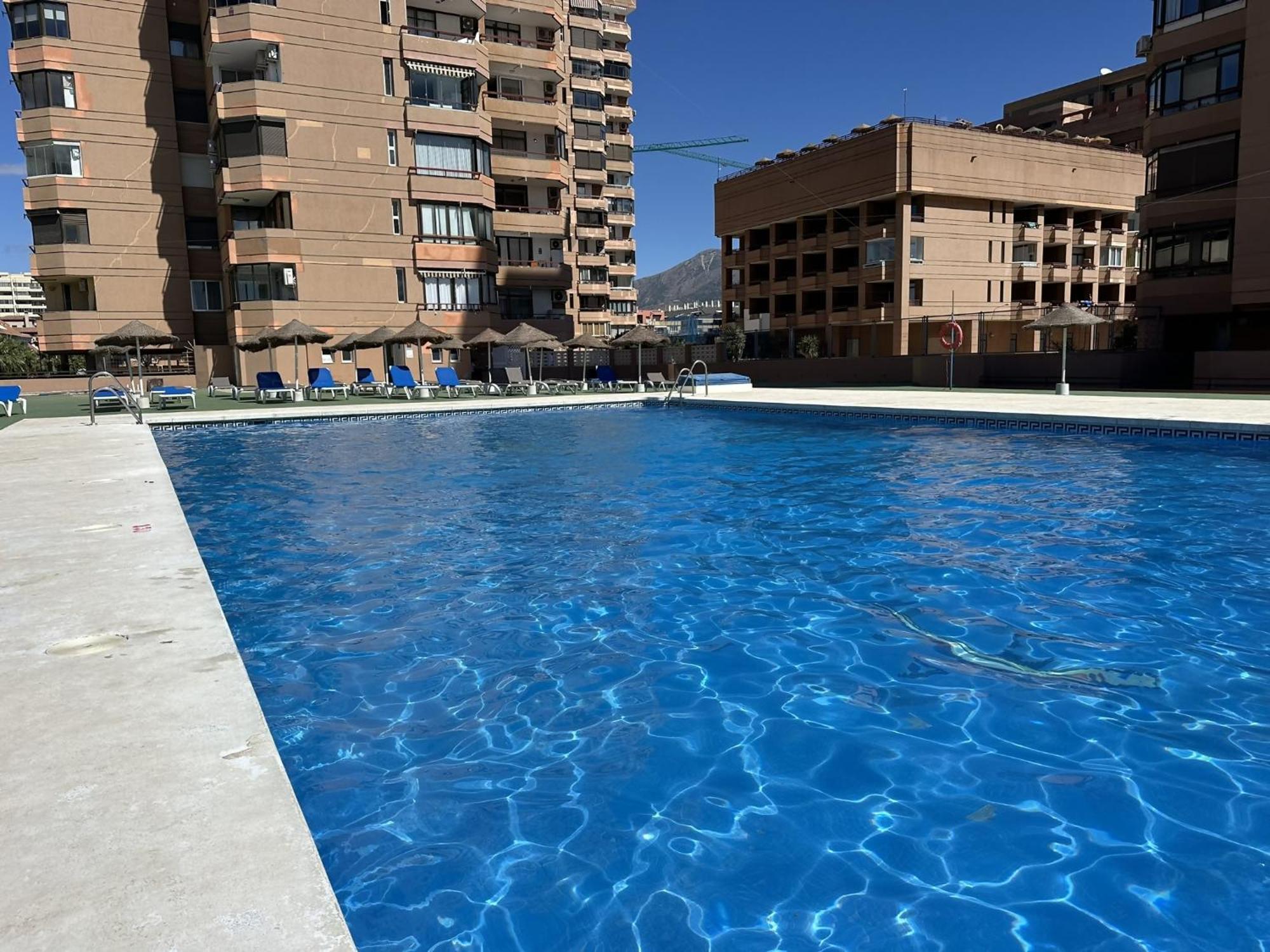 Nuevo Atico Con Piscina Privada Y Vistas Al Mar Apartment Fuengirola Exterior photo